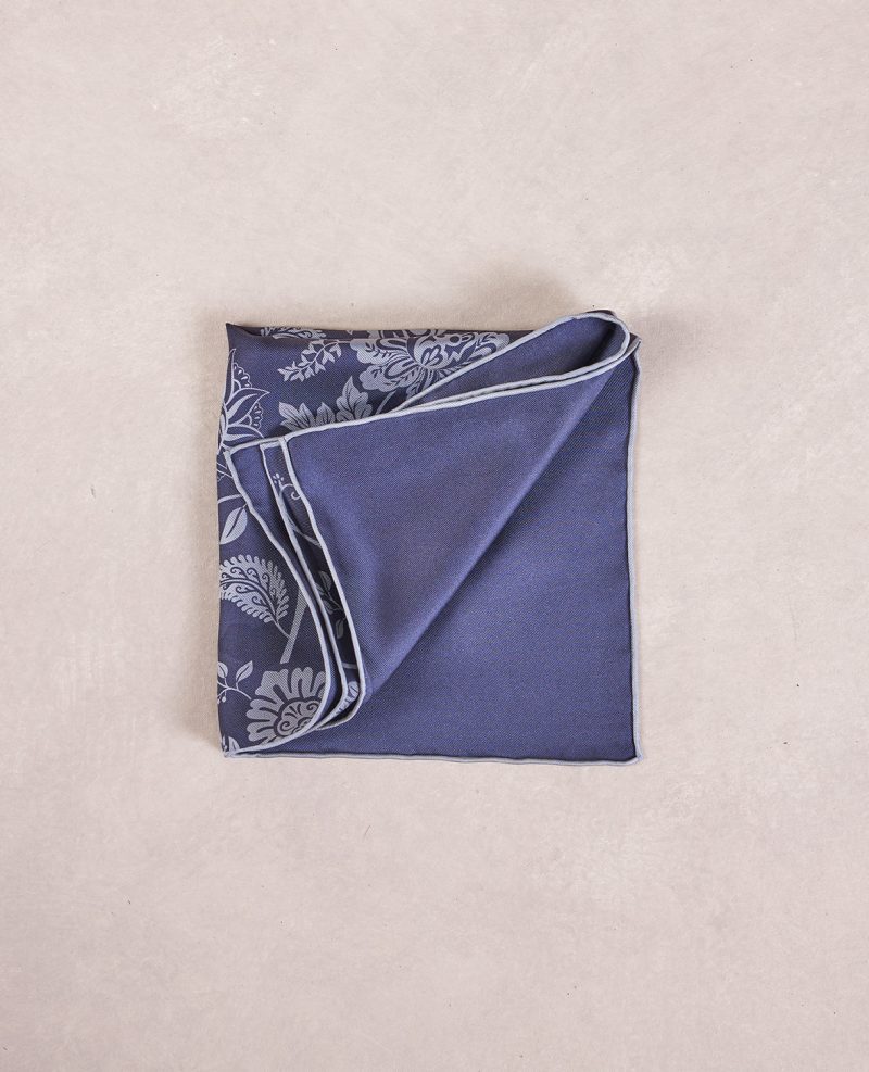 TheAmpio FloralBlurSilkPocketSquare Navy 02