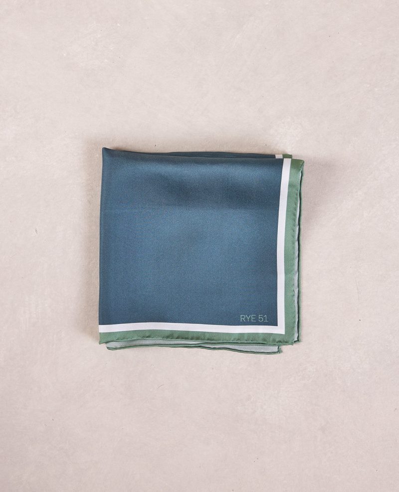 TheAmpio SolidDoubleBorderSilkPocketSquare GreenHaze 01