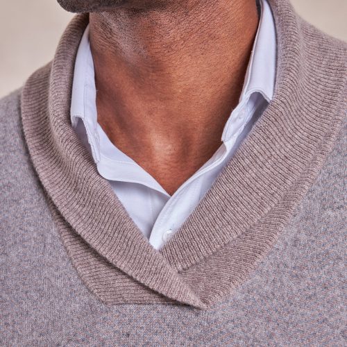 TheKent ShawlCollarCashmereHerringboneSweater Taupe Grey 03