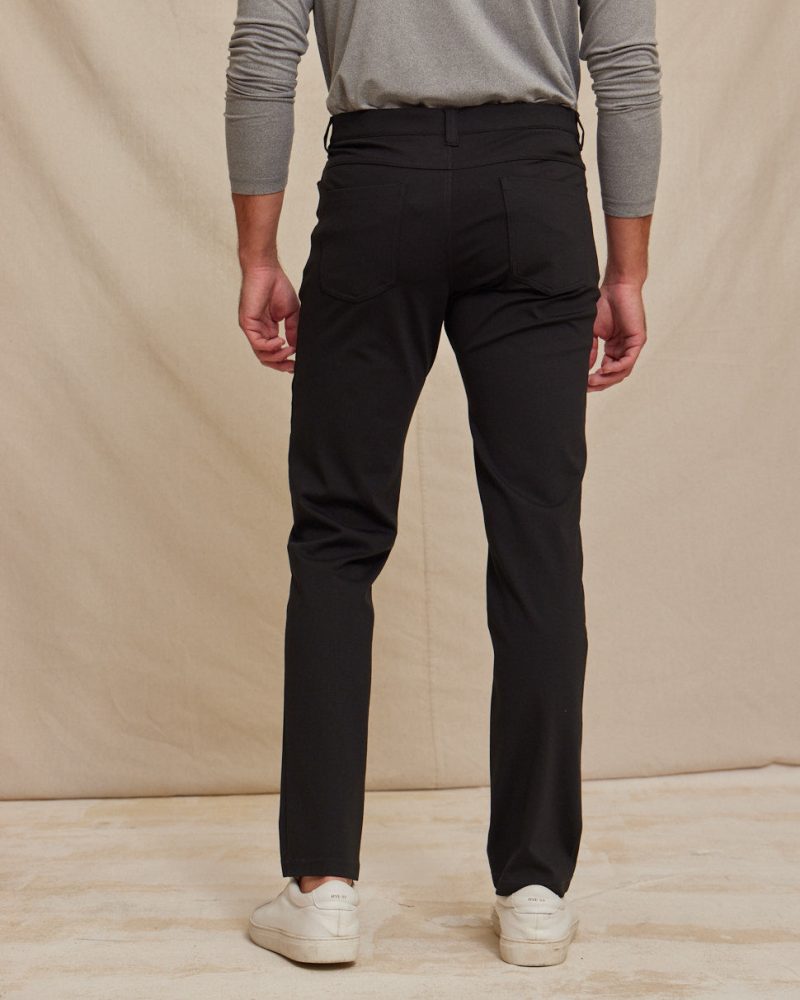 TheVoyager Performance5 PocketPant New Black RYE51 PDP August2024 VoyagerHenley 4540