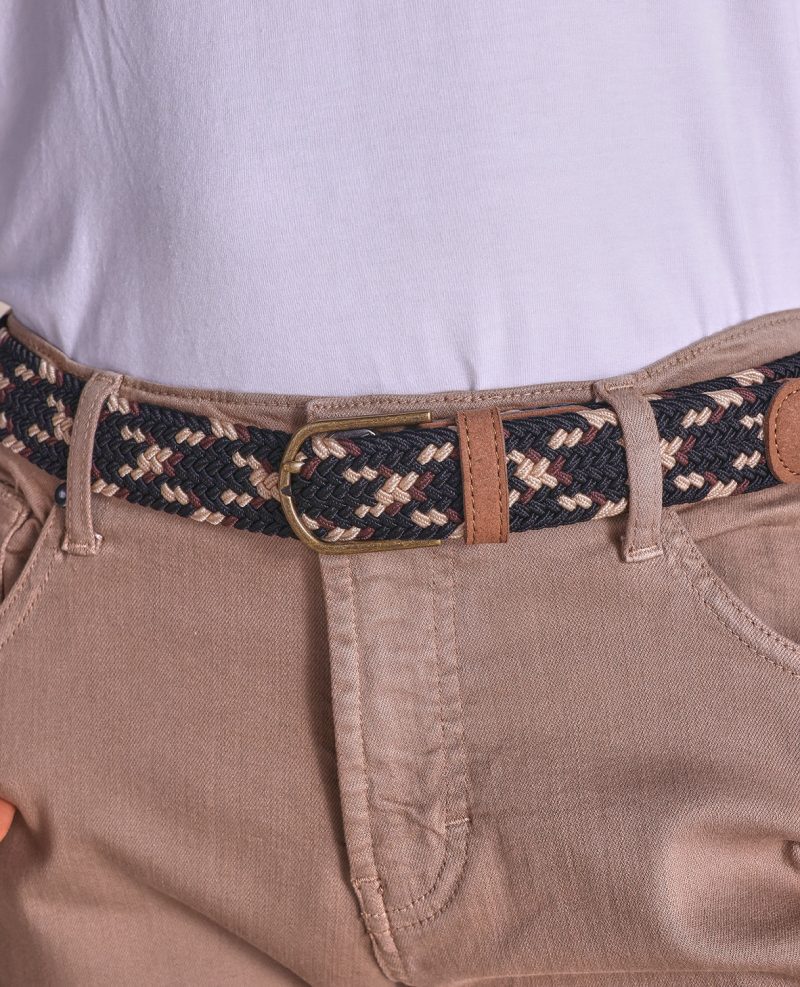 TheVoyager WovenStretchBelt NavyMulti 01 637cc090 5268 4b52 aa0a 16e896a56d1f